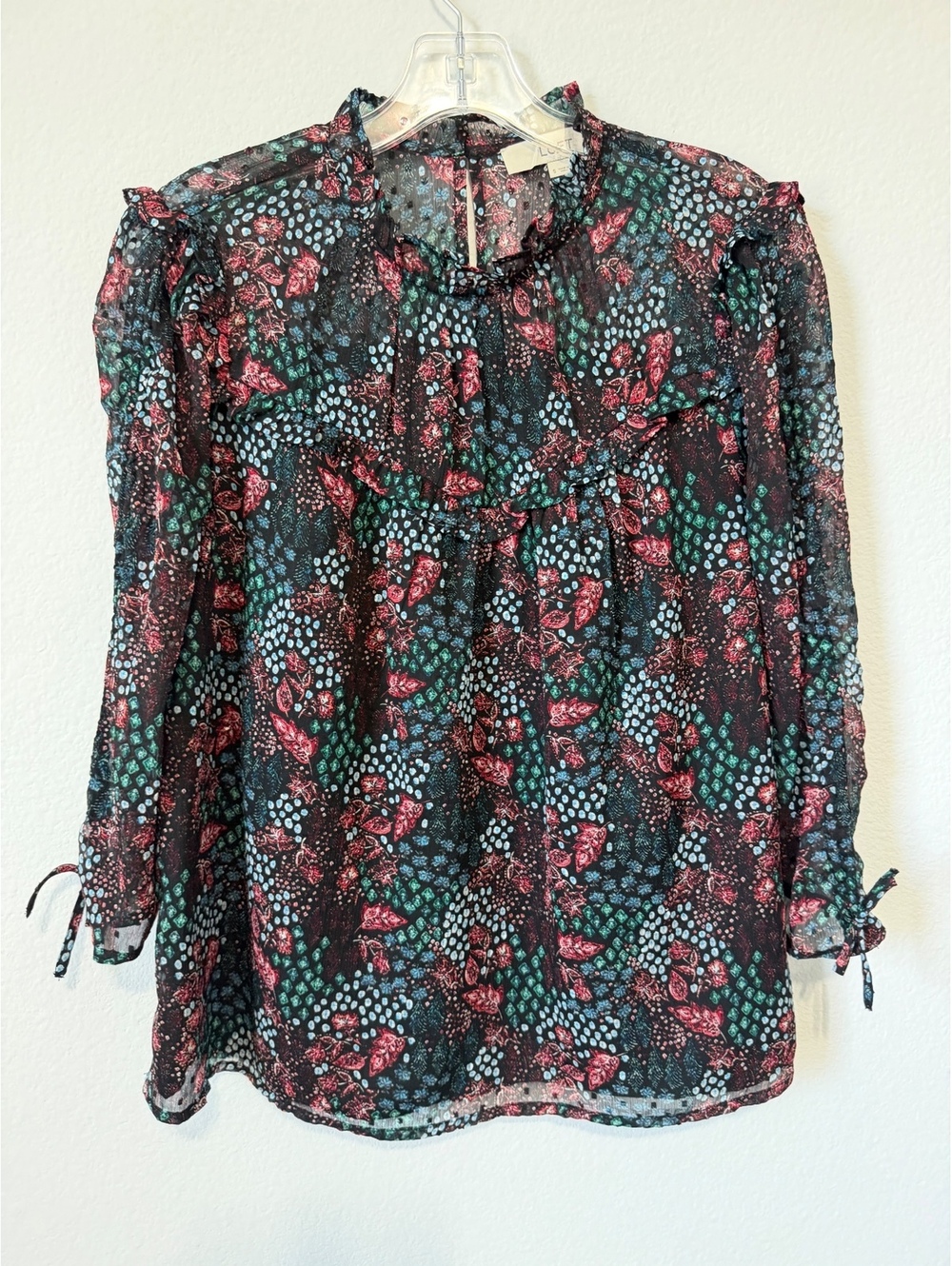 LOFT 3/4 Sleeve Ruffled Round Neck Abstract Floral Semi-Sheer Blouse Size S